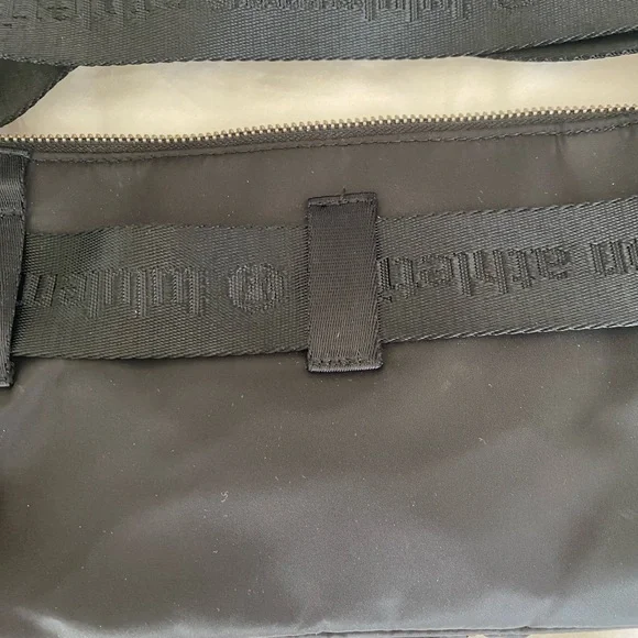Lululemon Travel Crossbody Fanny Pack - Picture 6 of 11